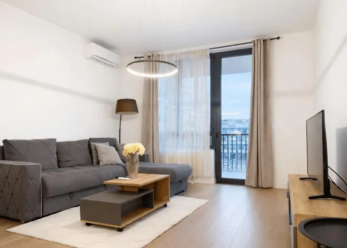 Echo - Waterfront Aparthotel 4*